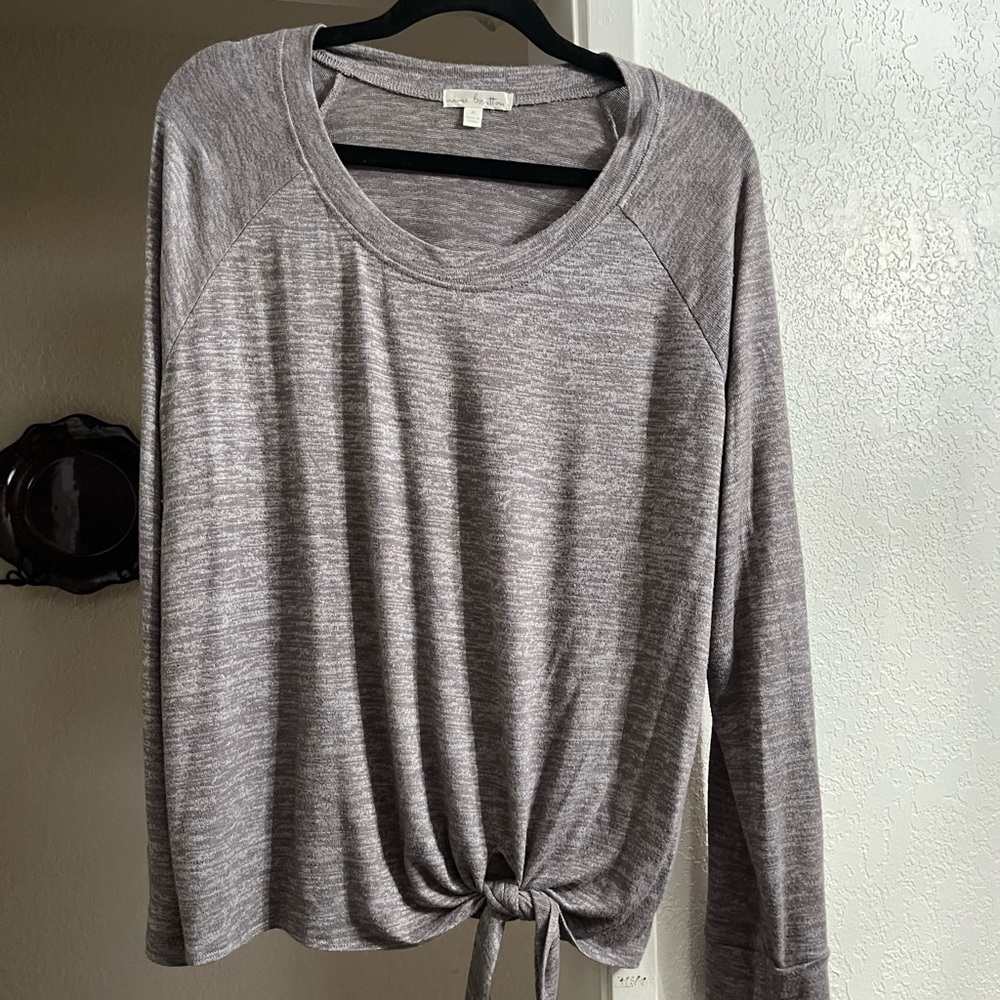 Nine Britton grey knit tie top